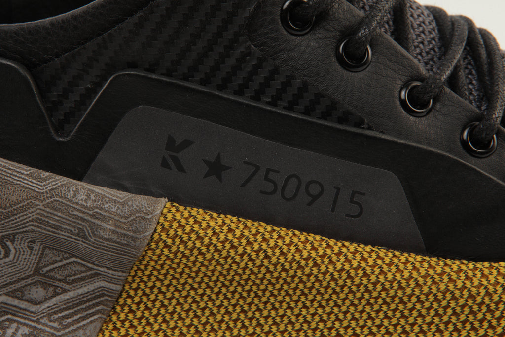 URBAN TECH KNIT // MEN’S SIGNATURE Where high-tech engineering meets street attitude.