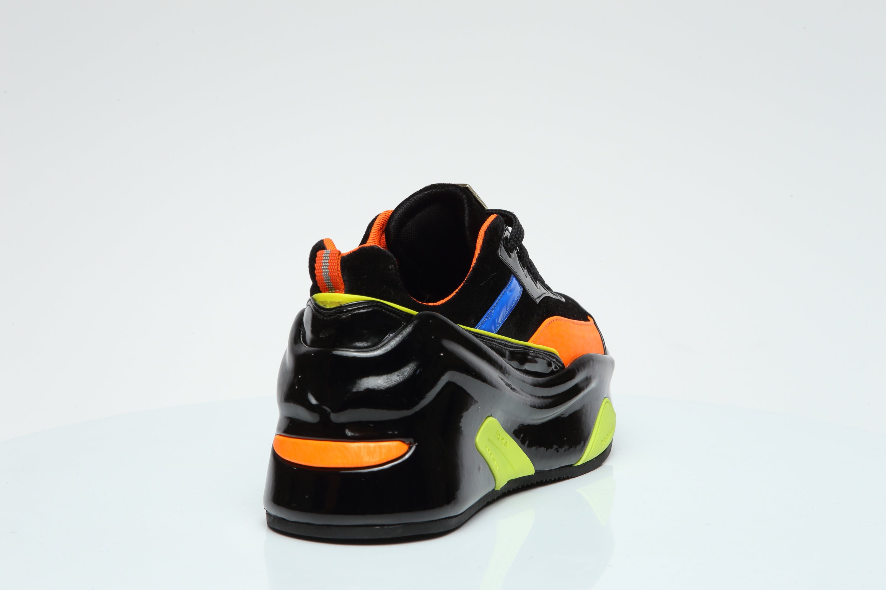 CHUNKY REBEL // Edición Neon Velocity (2019)