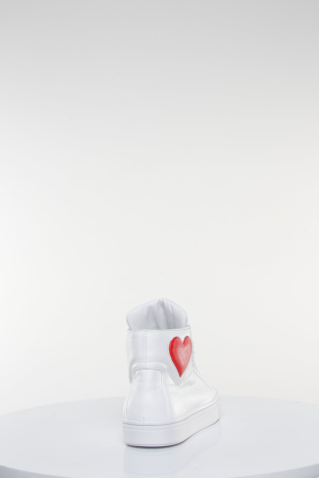 LOVE HIGH–TOP (2018)  RED HEART EDITION