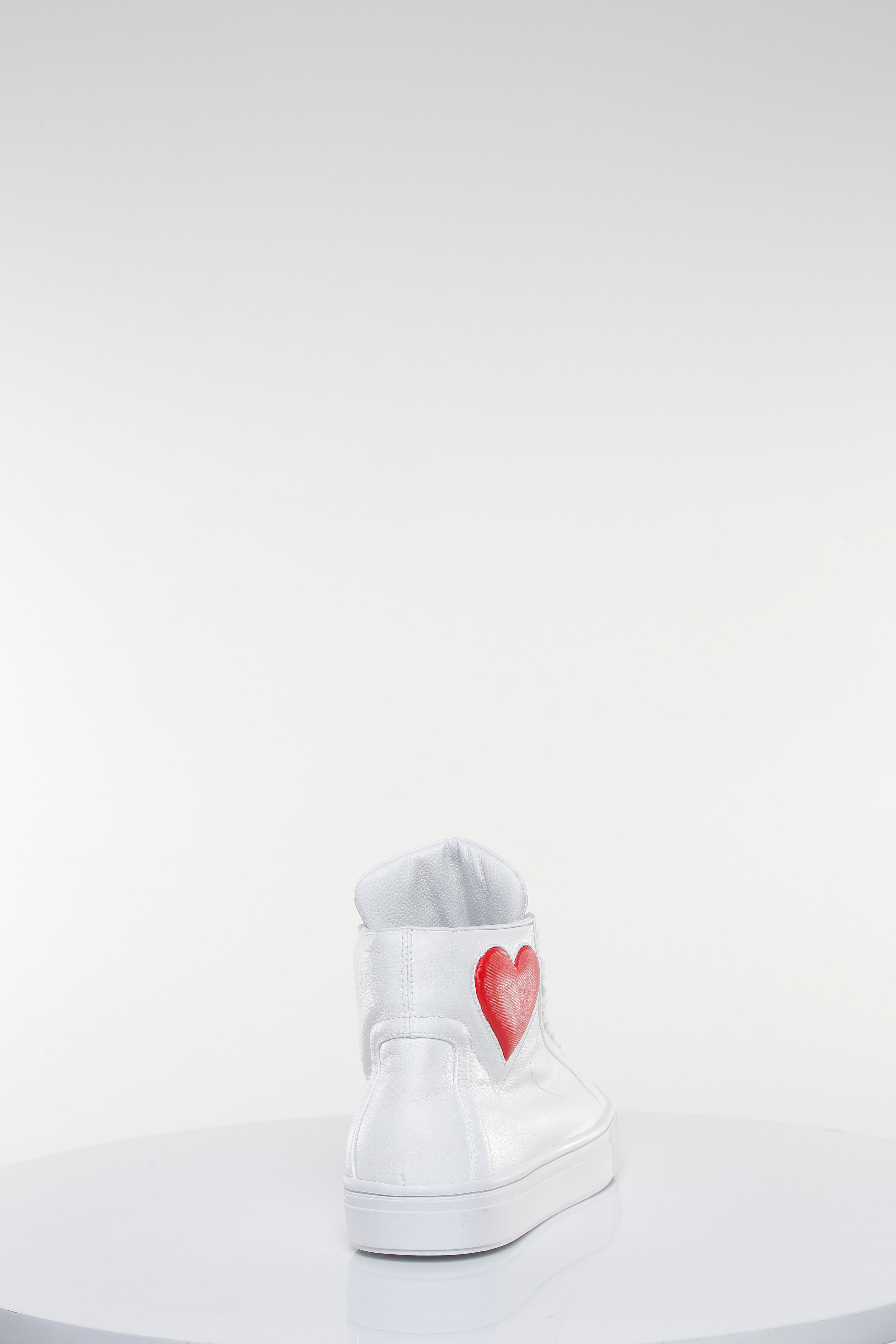 LOVE HIGH–TOP (2018)  RED HEART EDITION