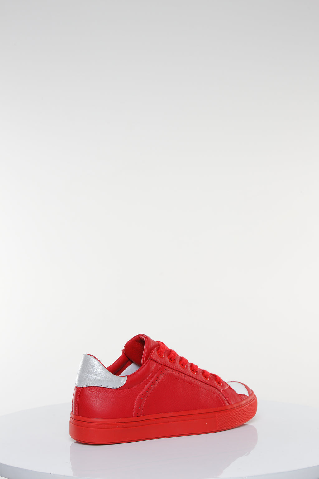 LOVE LOW–TOP (2018)  White Heart Edition