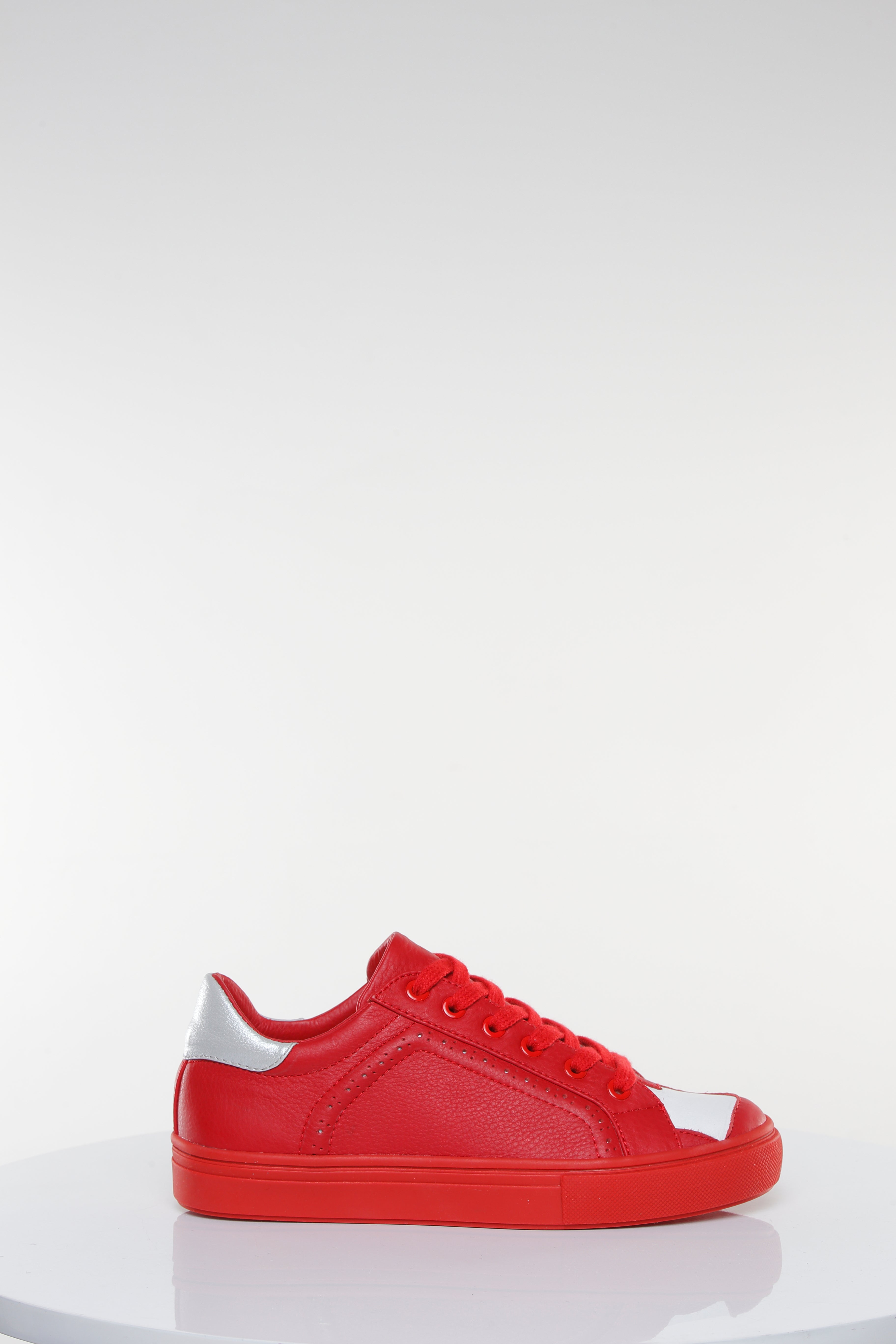 LOVE LOW–TOP (2018)  White Heart Edition