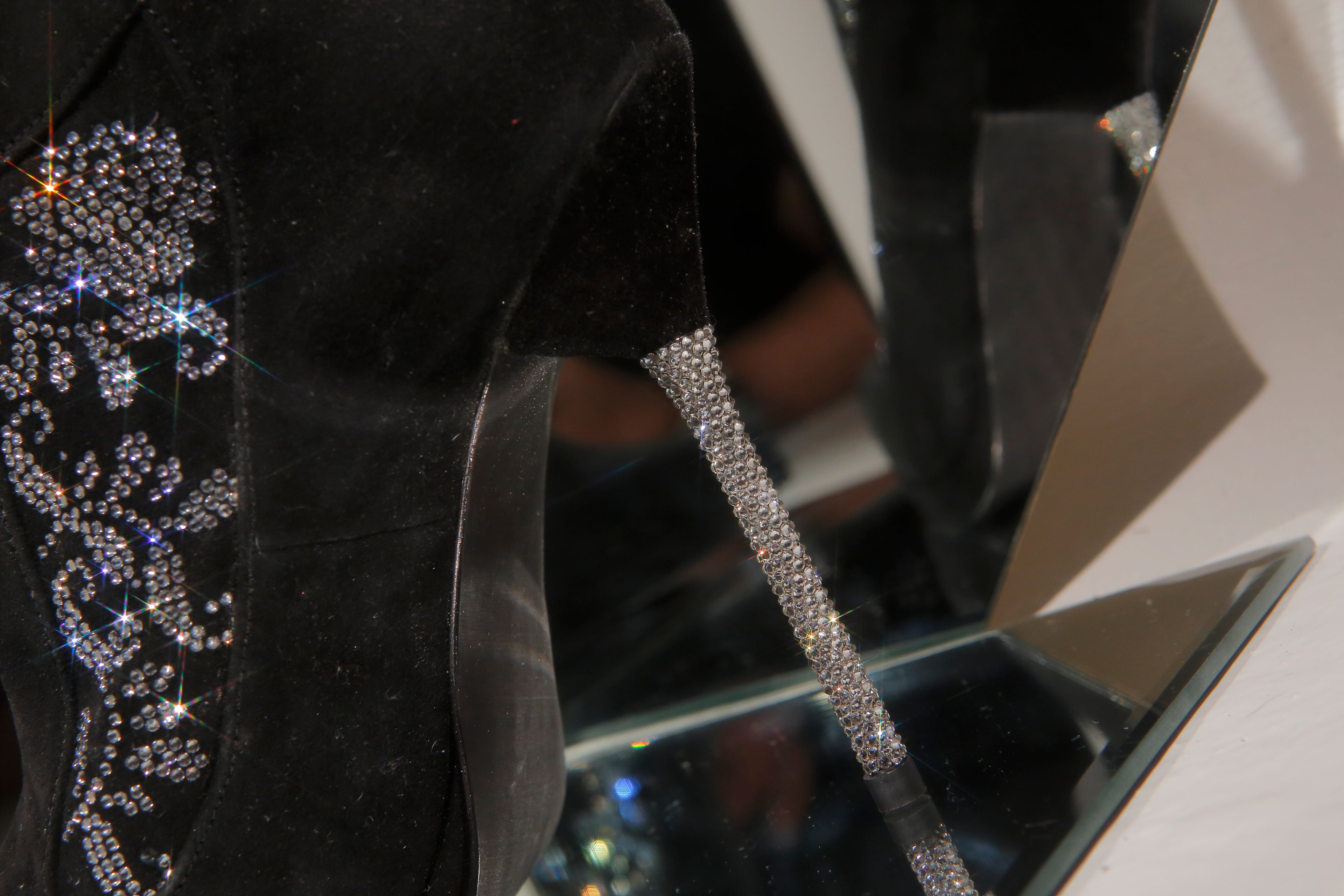 Botín Couture “Constellation” Limited Edition 2019